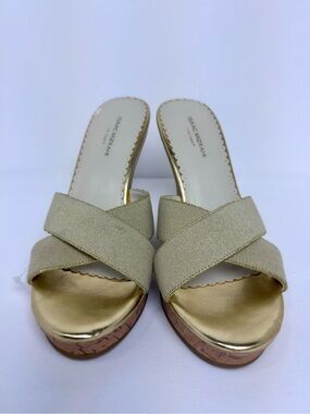NWT Isaac Mizrahi for Target Gold Metallic Wedge Sandals